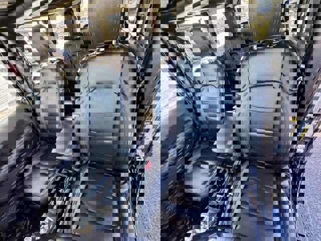 Used 2021 Jeep Wrangler Unlimited Sahara image 11