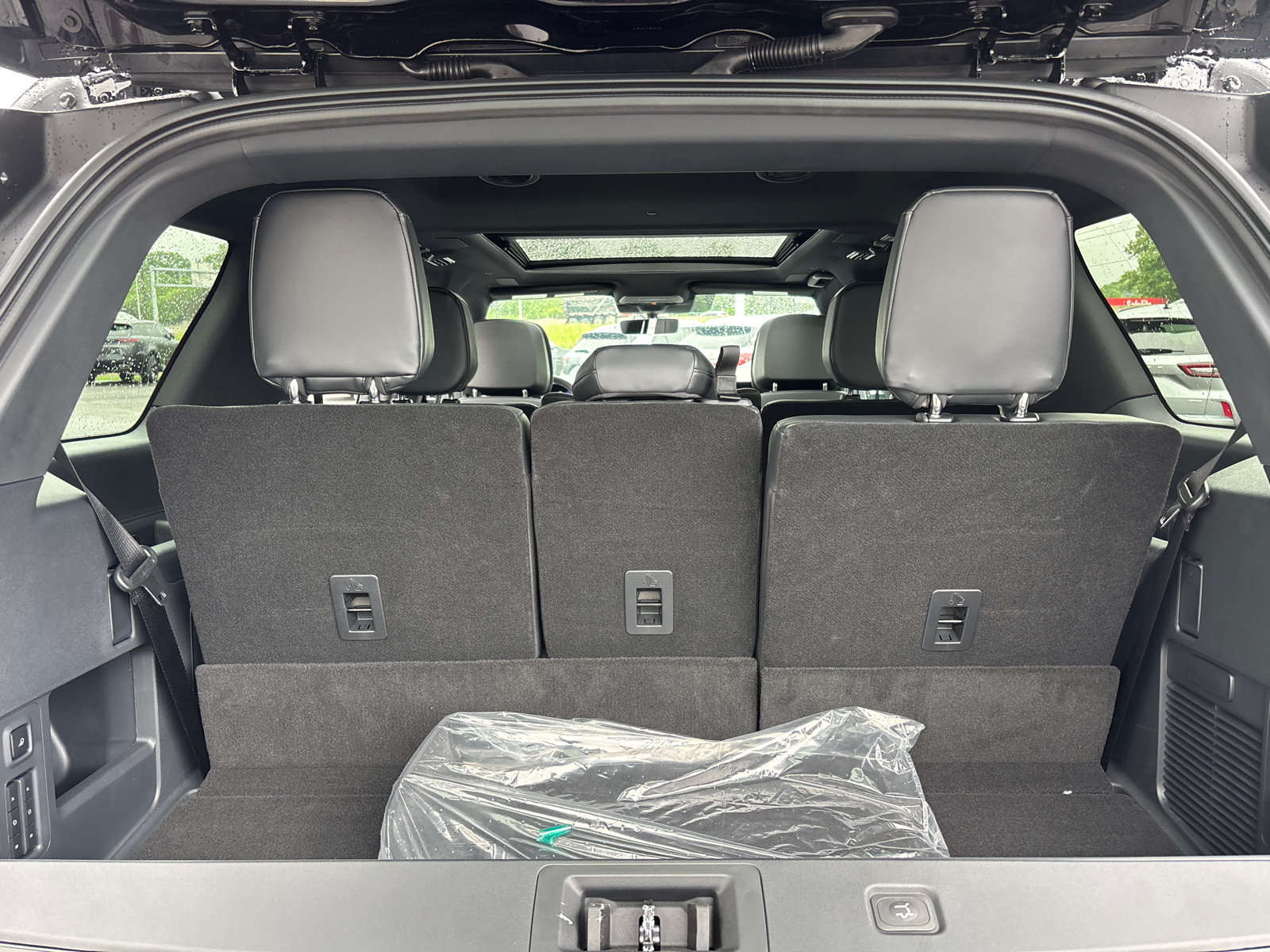 New 2026 Lincoln Navigator Reserve w/ Jet Appearance Package AWD/4WD image 9