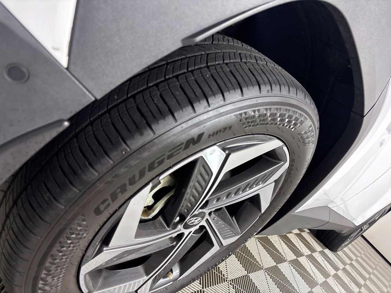 Used 2024 Hyundai Tucson Limited FWD image 33