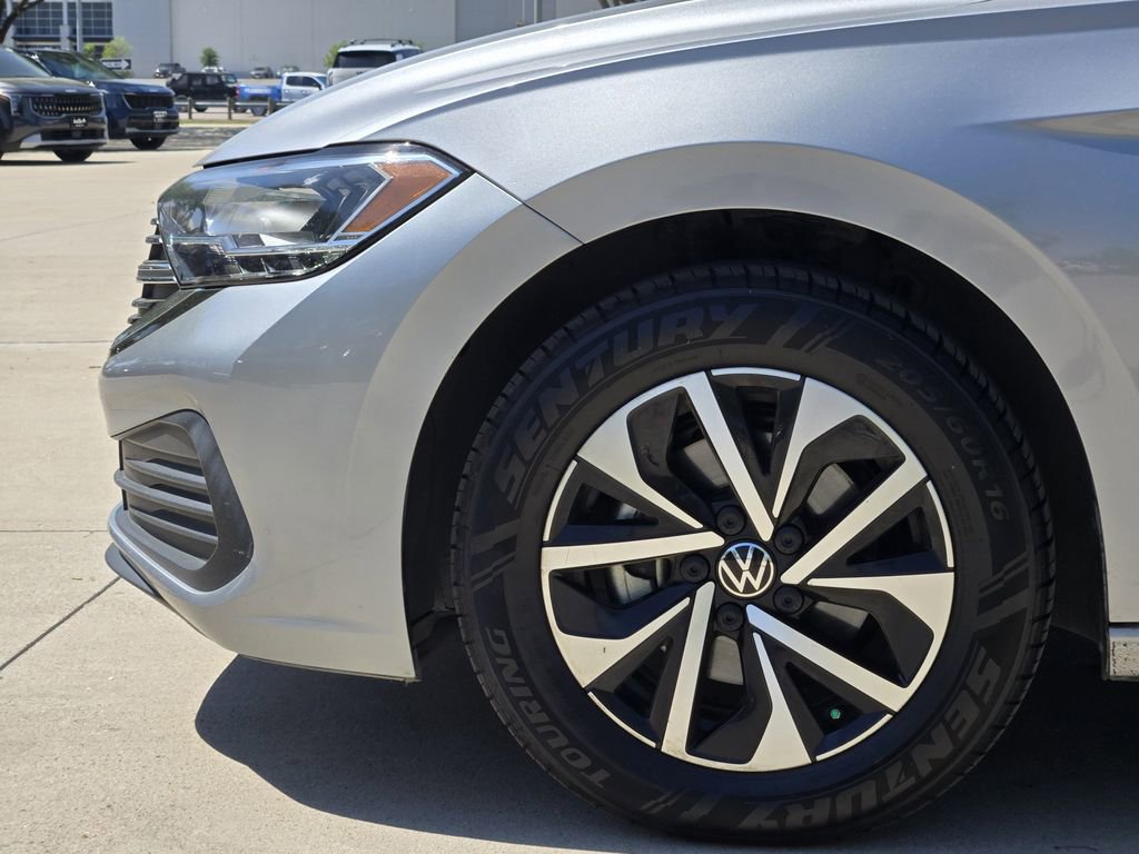 Used 2024 Volkswagen Jetta S image 14