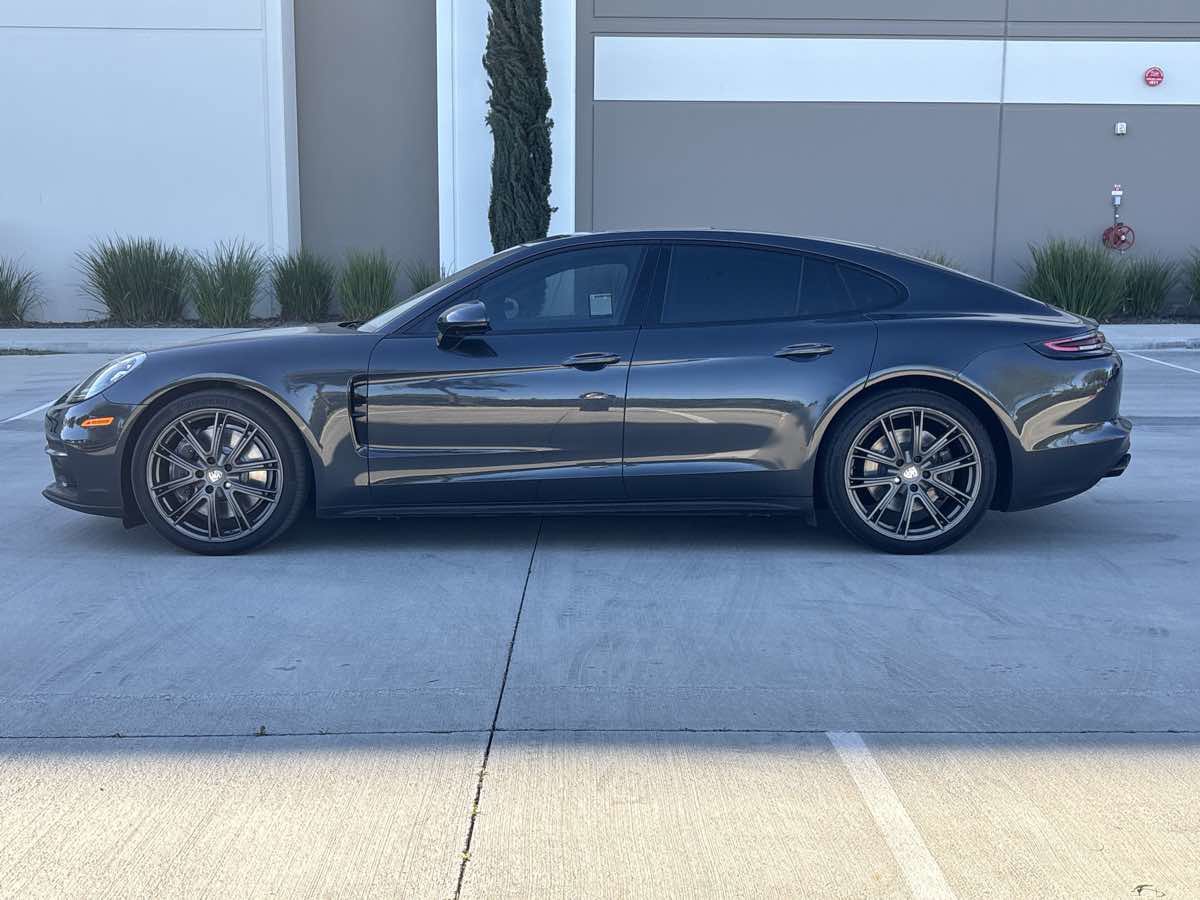 Used 2020 Porsche Panamera 4 w/ Premium Package Plus image 5