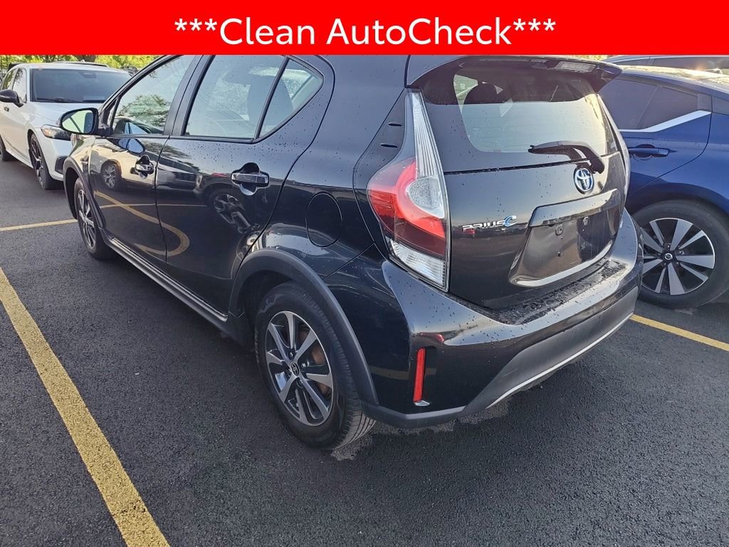Used 2019 Toyota Prius C FWD image 4