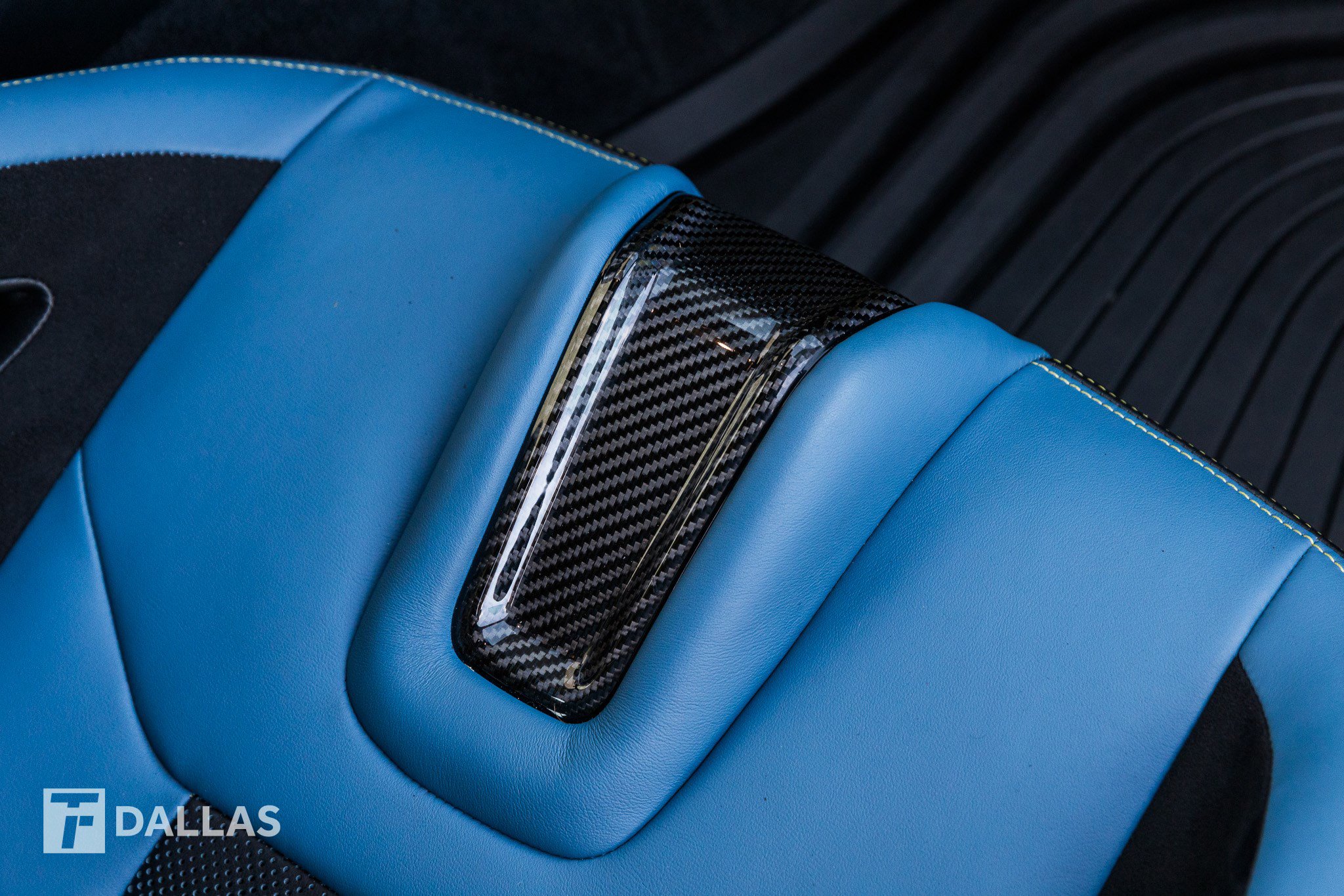 Used 2023 BMW M4 xDrive Competition w/ M Carbon Exterior Package image 46