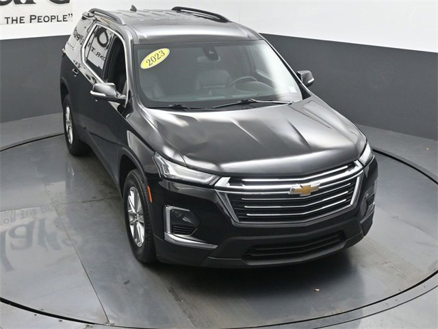 Used 2023 Chevrolet Traverse LT image 47
