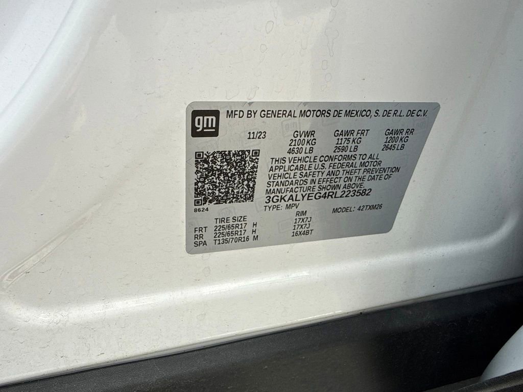 Used 2024 GMC Terrain AT4 w/ LPO, 'HIT The Road' Package AWD/4WD image 10