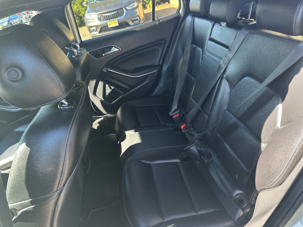 Used 2016 Mercedes-Benz GLA 250 4MATIC image 15
