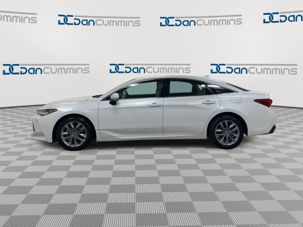Used 2020 Toyota Avalon XLE w/ Carpet Mat Package FWD image 5