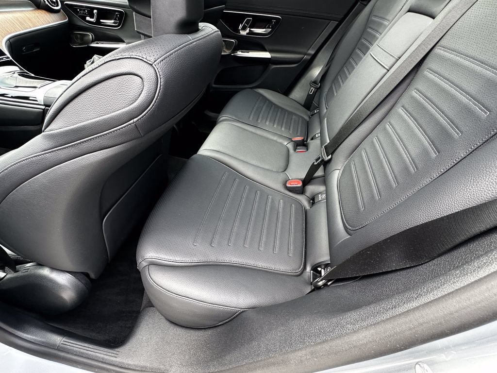Certified 2024 Mercedes-Benz GLC 300 image 24