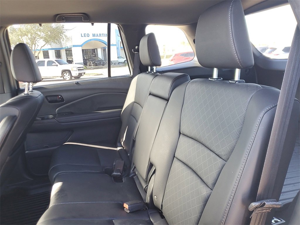 Used 2023 Honda Passport Elite image 8