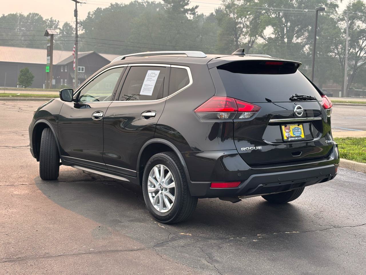 Used 2019 Nissan Rogue SV AWD/4WD image 6