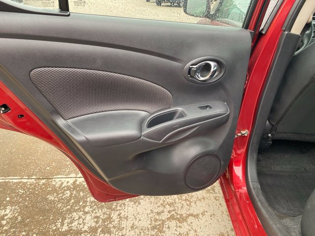 Used 2018 Nissan Versa SV FWD image 30
