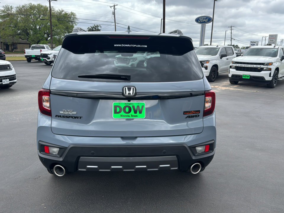 Used 2024 Honda Passport TrailSport image 5