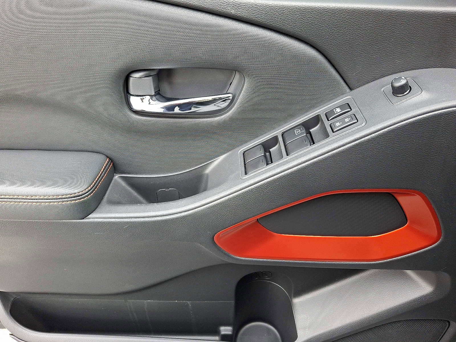 Used 2023 Nissan Frontier PRO-4X w/ Pro Convenience Package image 12