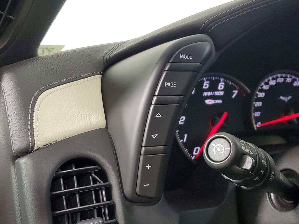 Used 2009 Chevrolet Corvette Z06 w/ Preferred Equipment Group image 17