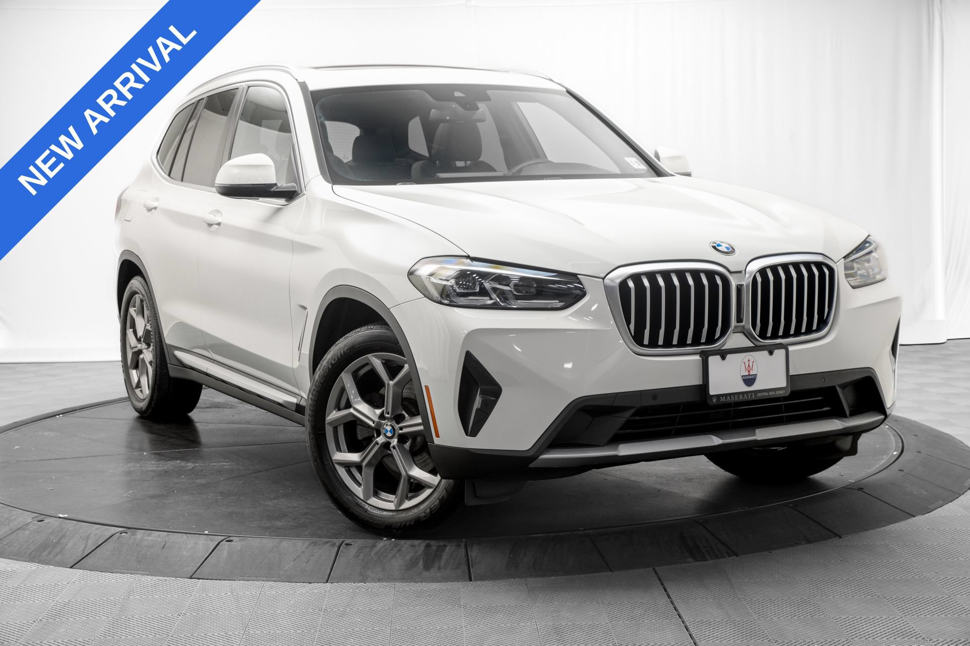 Used 2022 BMW X3 xDrive30i AWD/4WD image 1