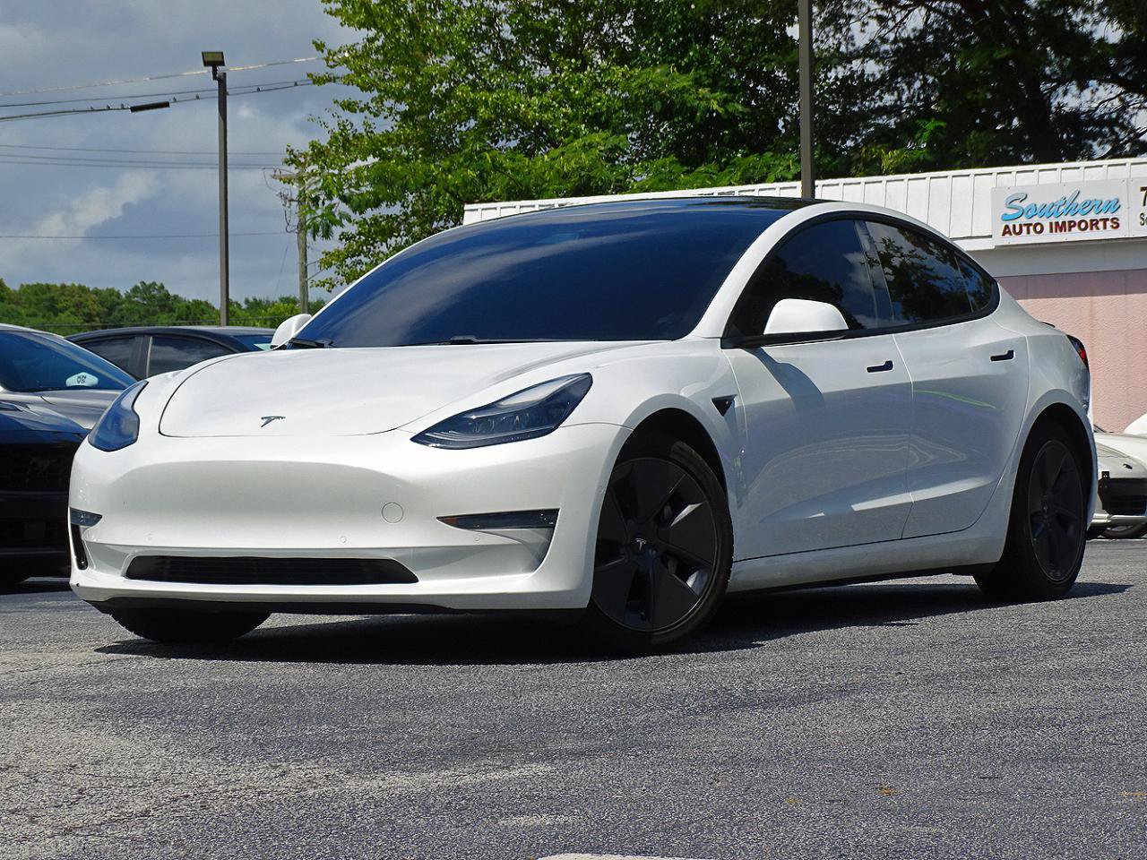 Used 2021 Tesla Model 3 Long Range AWD/4WD image 2