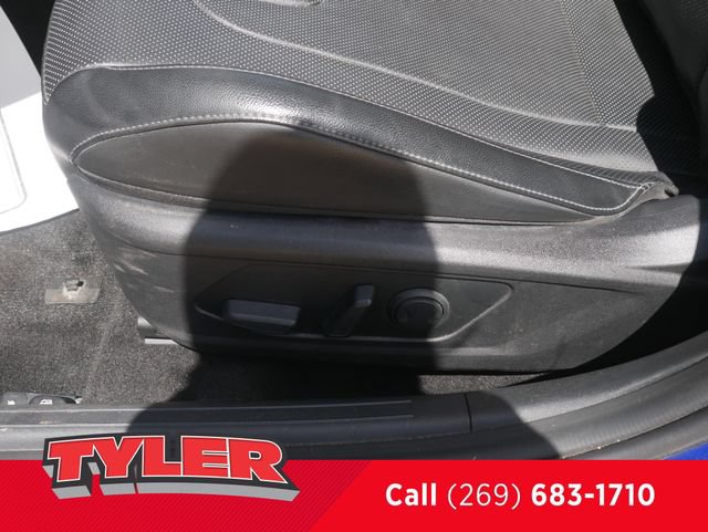 Used 2022 Hyundai Elantra Limited FWD image 20