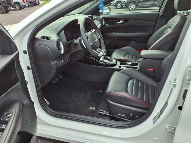 Used 2022 Kia Forte GT w/ GT2 Package image 9