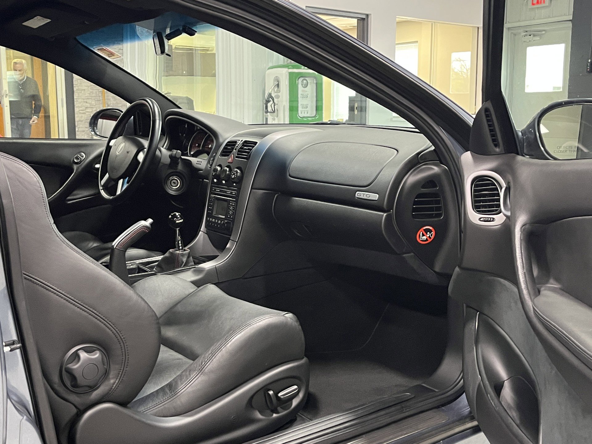 Used 2006 Pontiac GTO RWD image 8