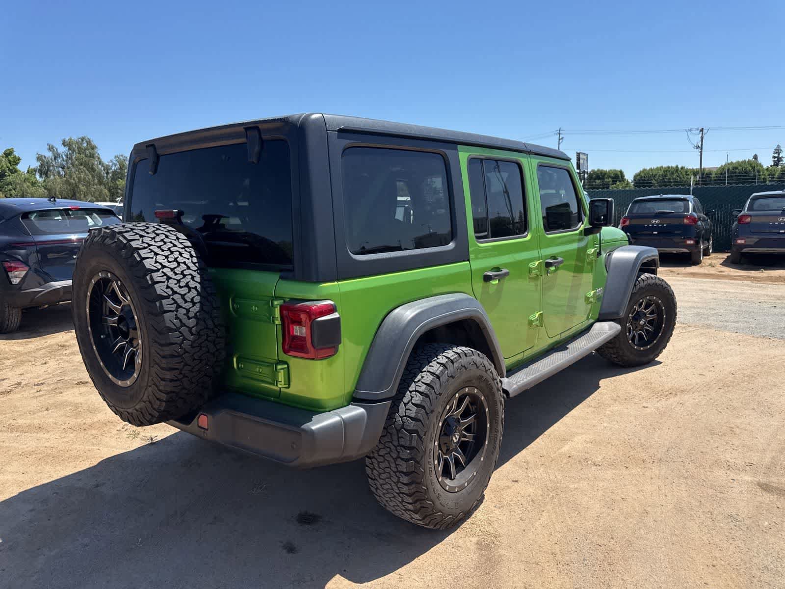 Used 2018 Jeep Wrangler Unlimited Sport S AWD/4WD image 5
