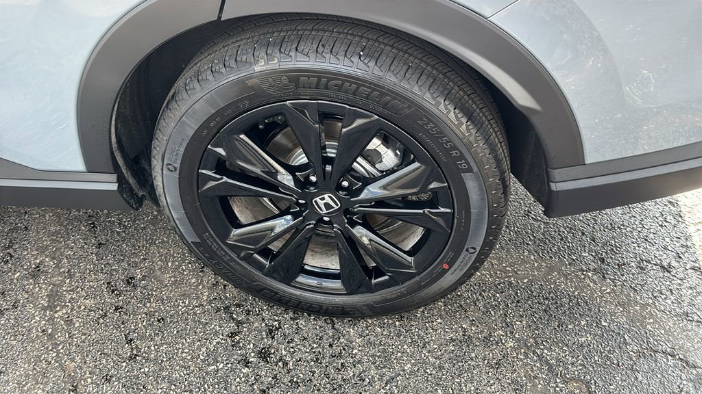 Certified 2026 Honda CR-V Sport Touring image 9