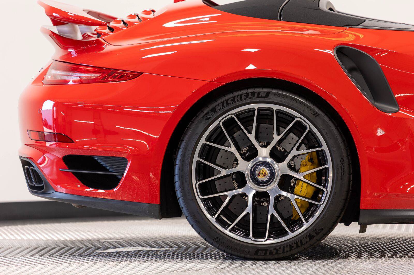 Used 2015 Porsche 911 Turbo S AWD/4WD image 20