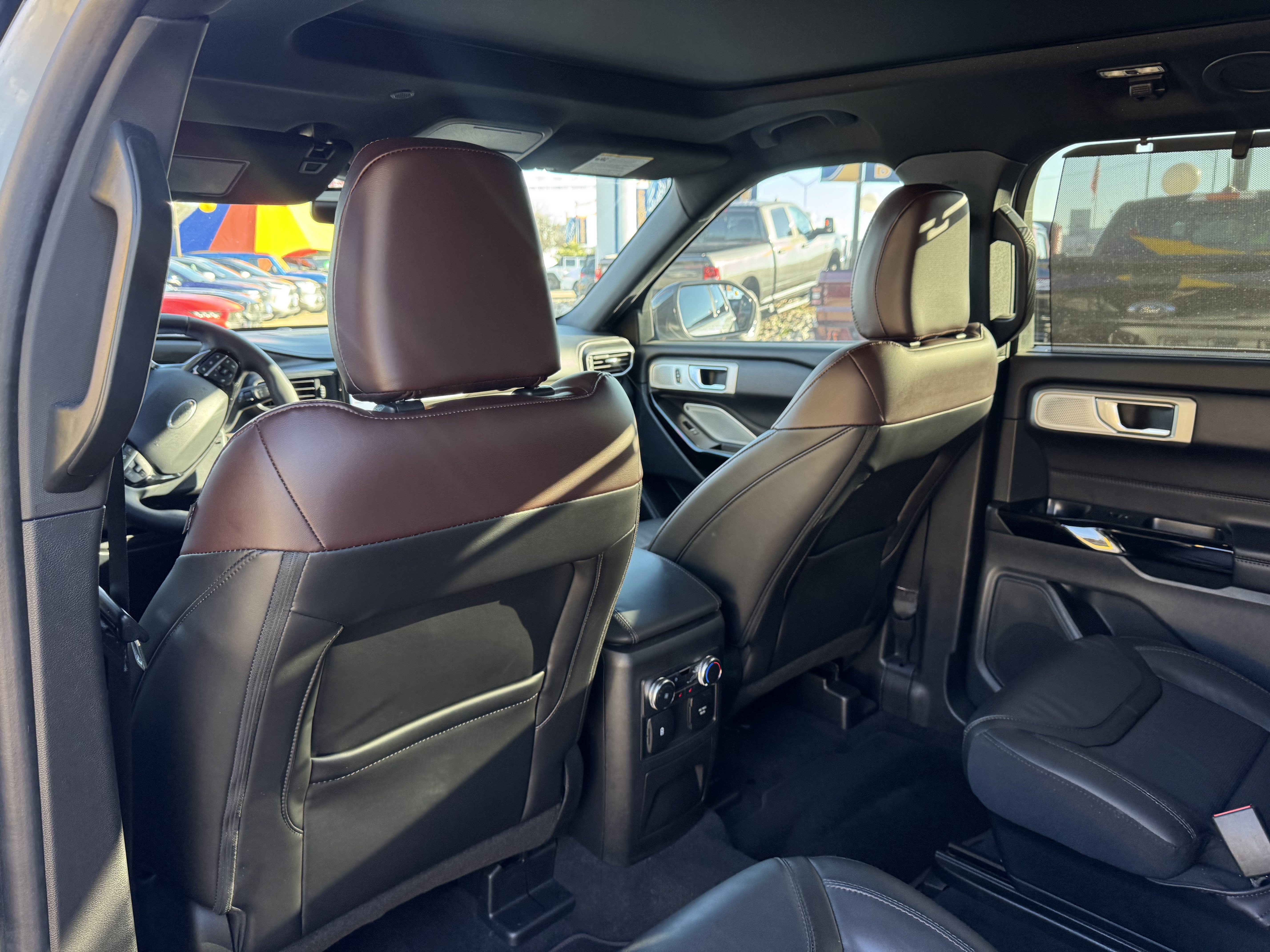 Certified 2022 Ford Explorer Platinum w/ Equipment Group 601A image 14