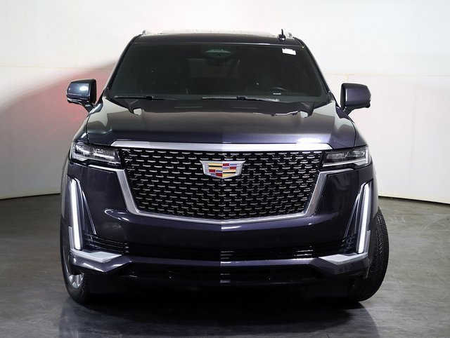 Used 2023 Cadillac Escalade ESV Premium Luxury image 9