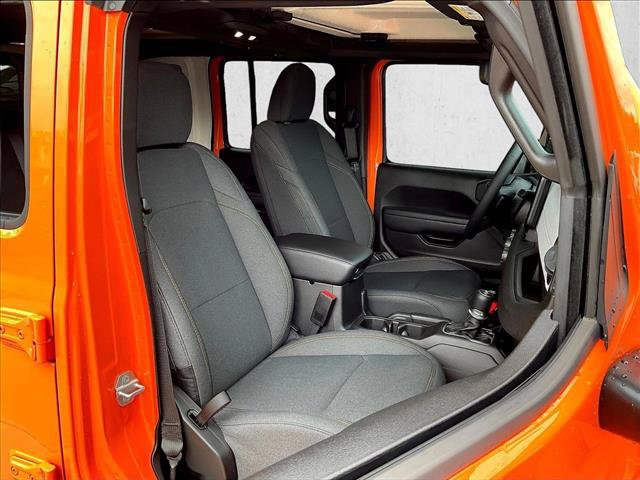 Used 2026 Jeep Wrangler Unlimited Sport AWD/4WD image 7