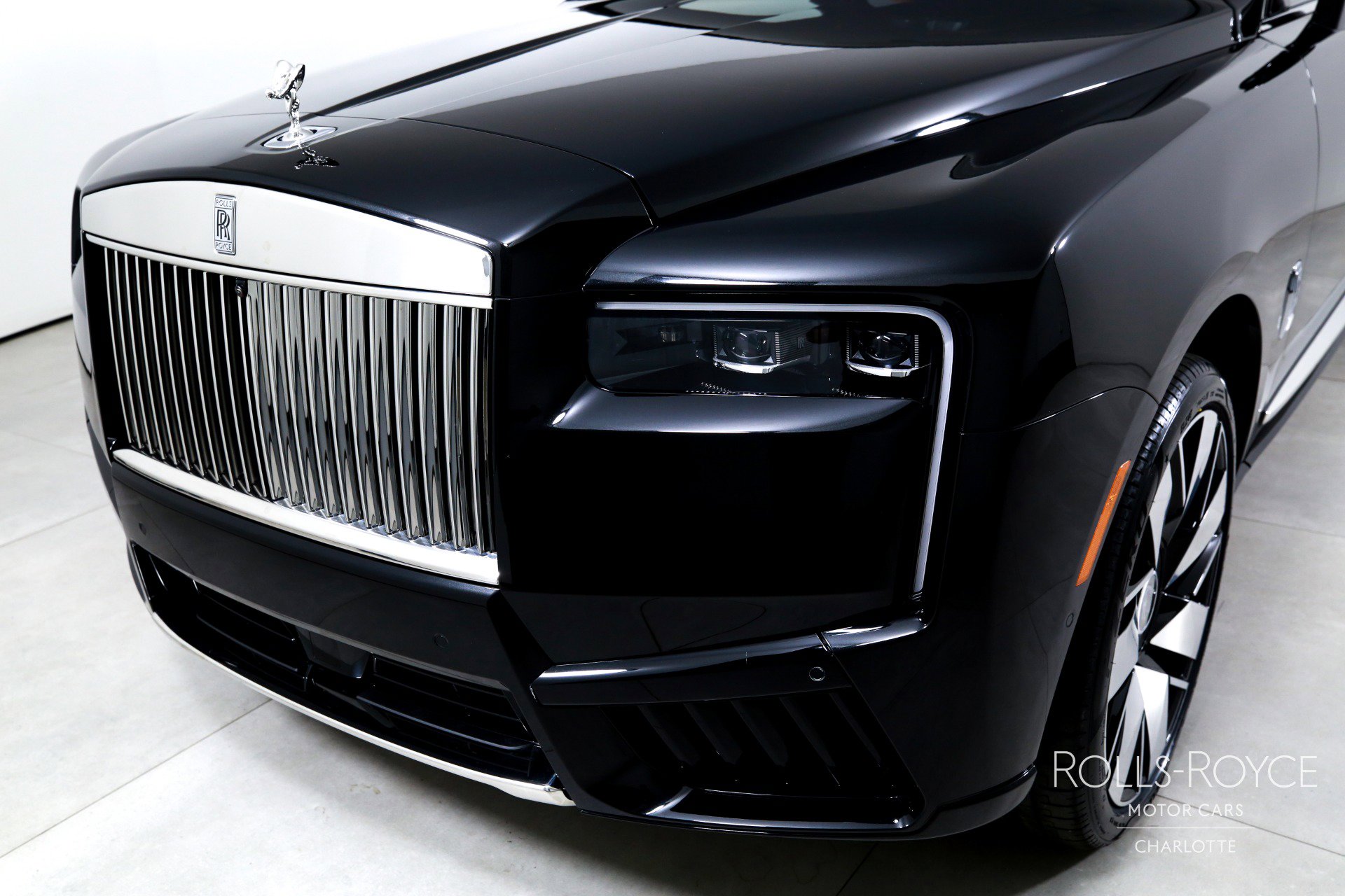 New 2026 Rolls-Royce Cullinan AWD/4WD image 44
