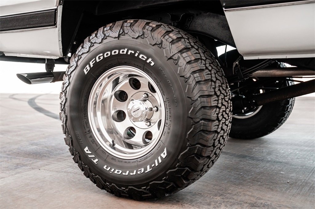 Used 1988 Dodge Ramcharger 4WD image 38