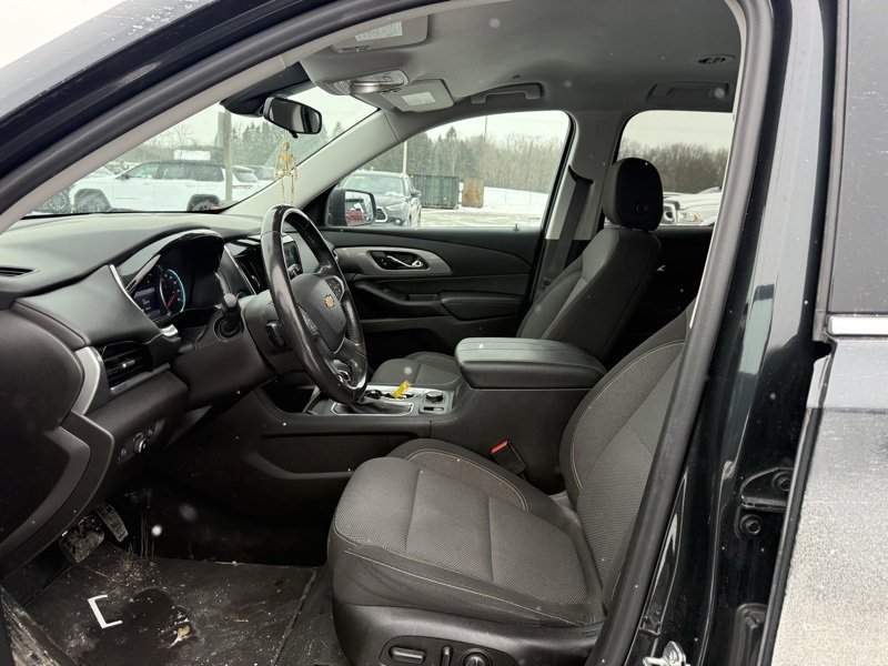 Used 2021 Chevrolet Traverse LT image 10
