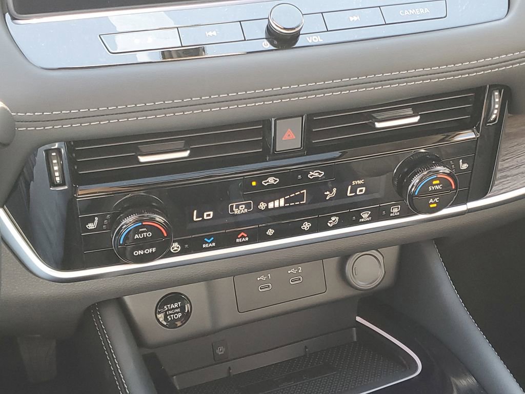 New 2026 Nissan Rogue Platinum image 23