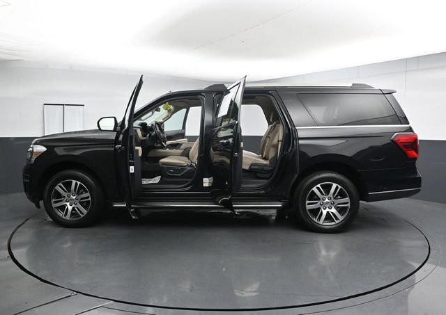 Used 2023 Ford Expedition Max Limited AWD/4WD image 41