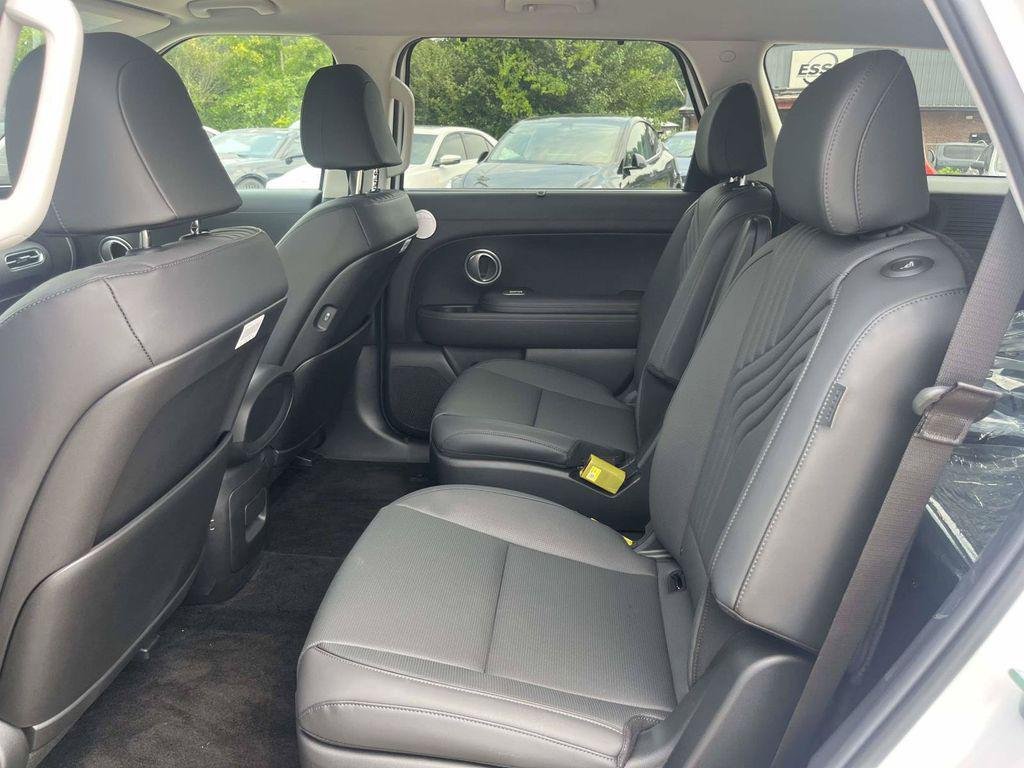 New 2026 Hyundai Palisade FWD Hybrid image 36