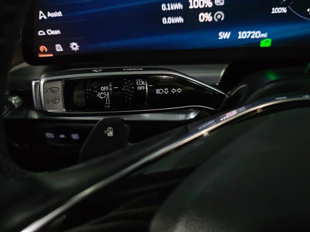 Used 2025 Cadillac Lyriq Luxury w/ LPO, Floor Liner Package image 23