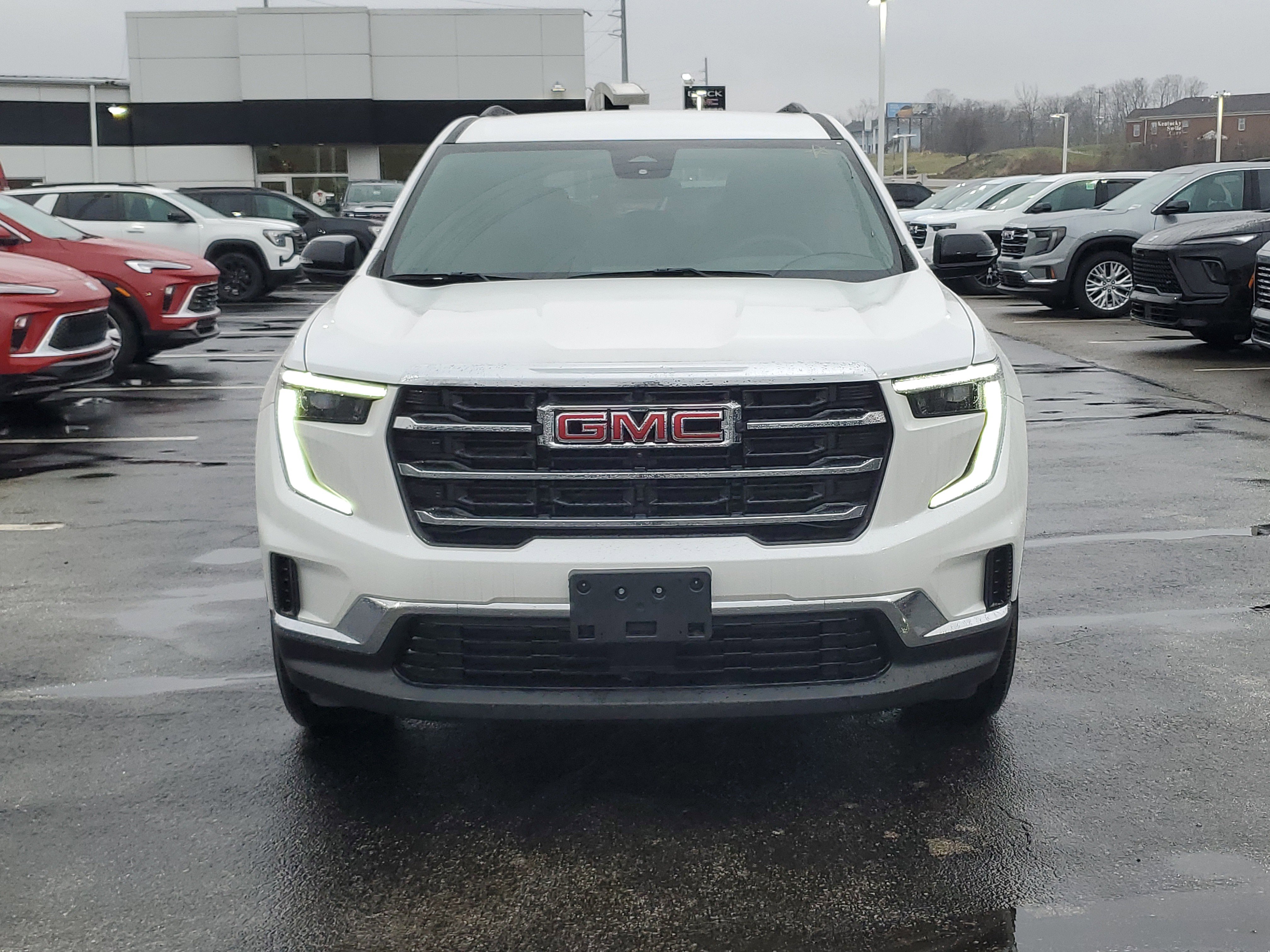 New 2025 GMC Acadia Elevation image 2