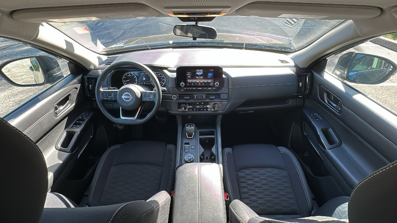 Certified 2023 Nissan Pathfinder S image 25