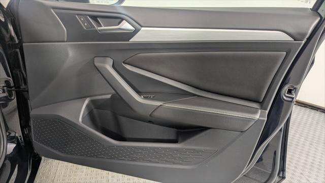 Used 2025 Volkswagen Jetta S image 22