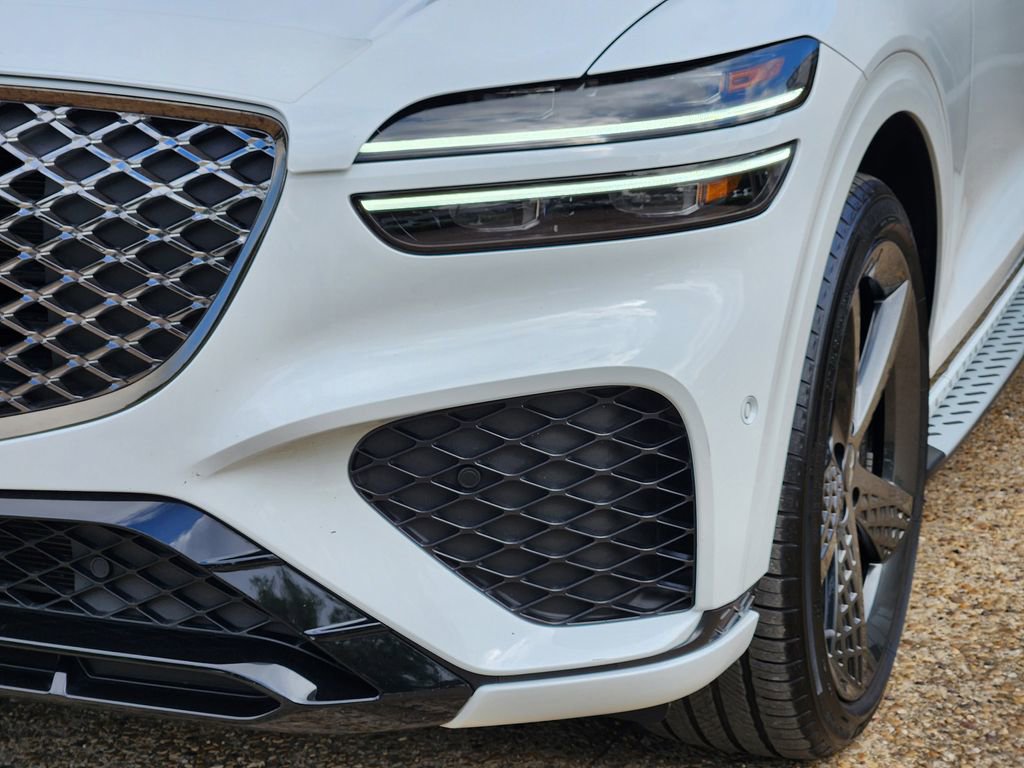 Used 2025 Genesis GV70 3.5T Sport w/ Sport Advanced Package image 8