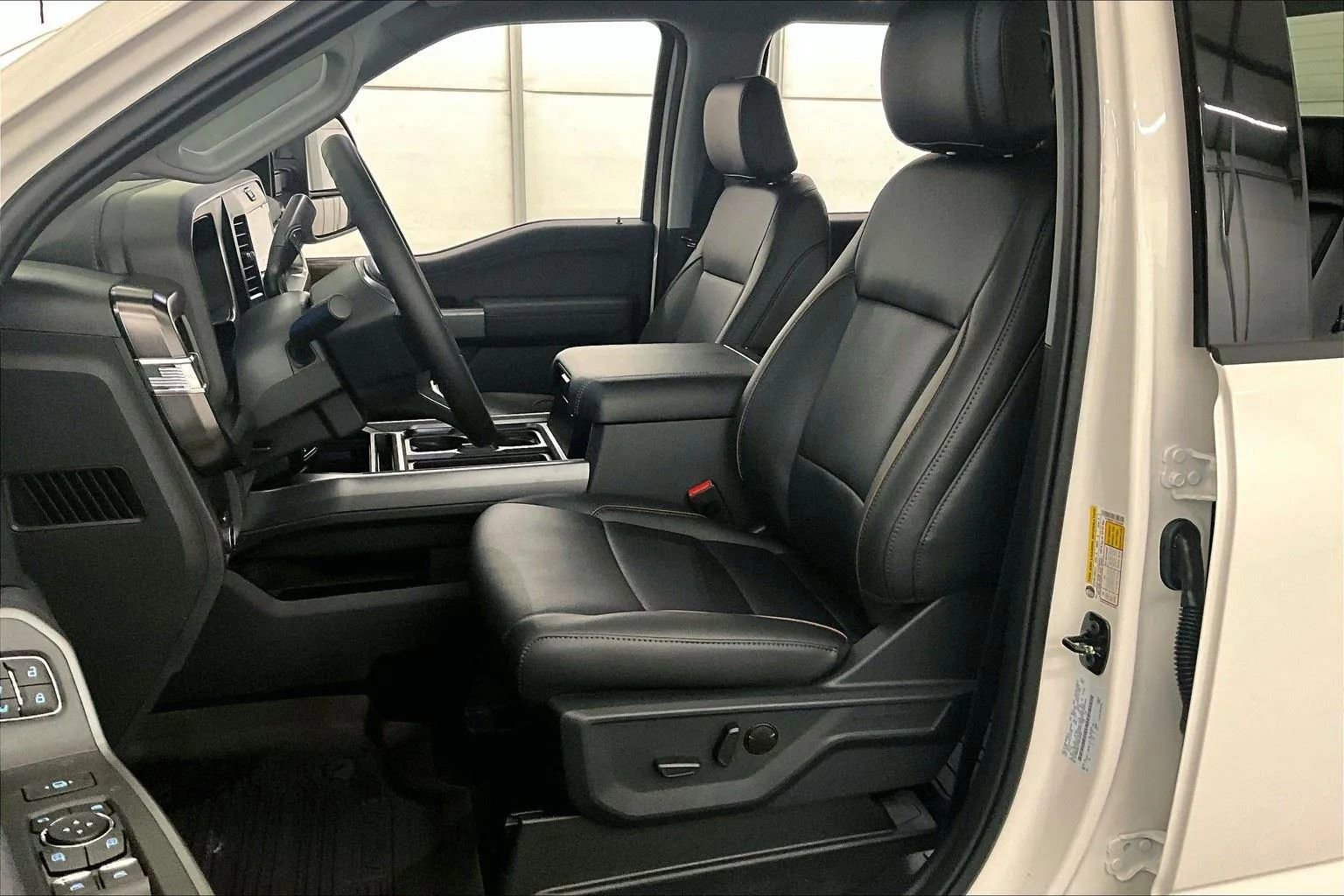 New 2026 Ford F350 Lariat image 24