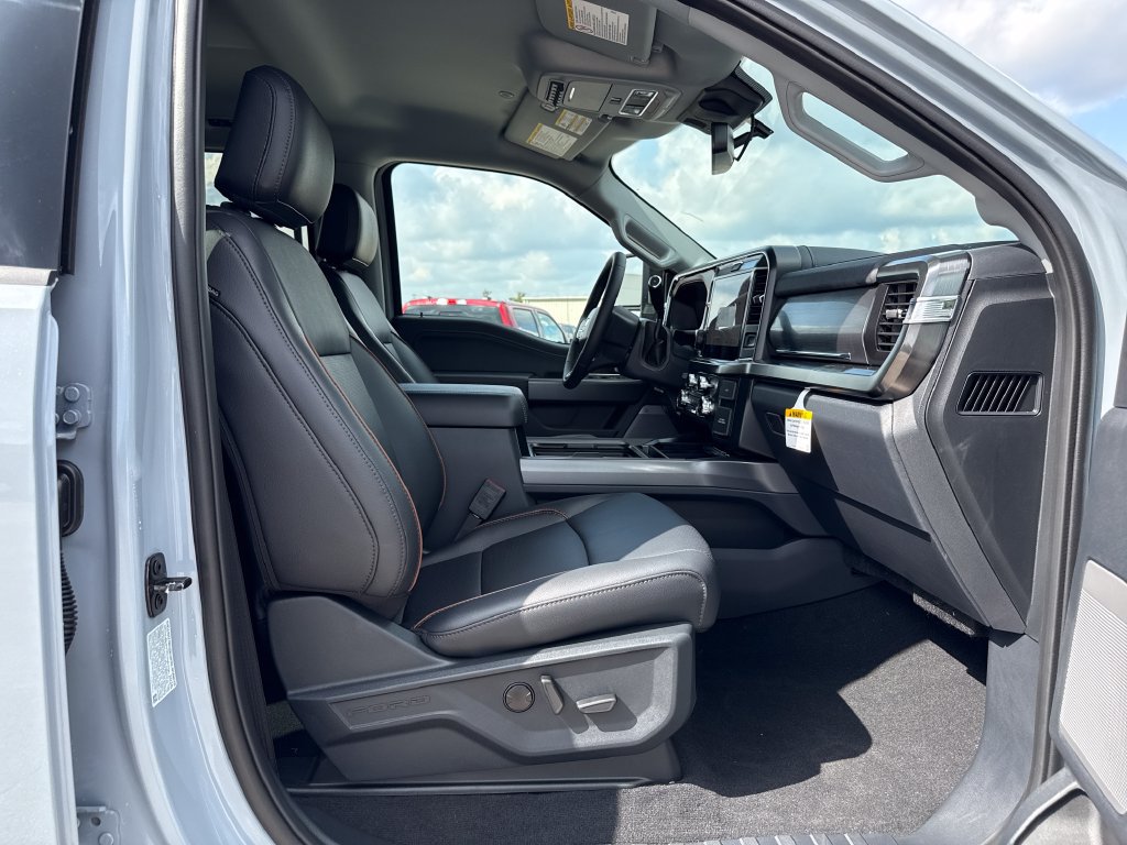 New 2027 Ford F250 Lariat w/ Tremor Off-Road Package AWD/4WD image 20