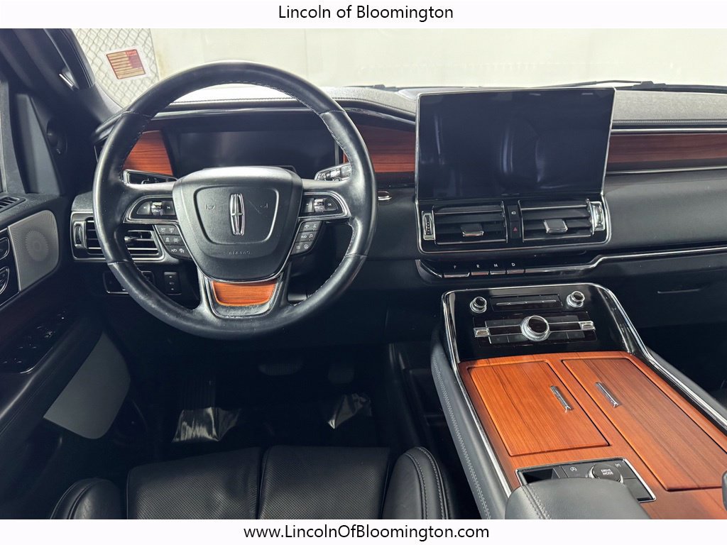 Used 2023 Lincoln Navigator Reserve AWD/4WD image 20