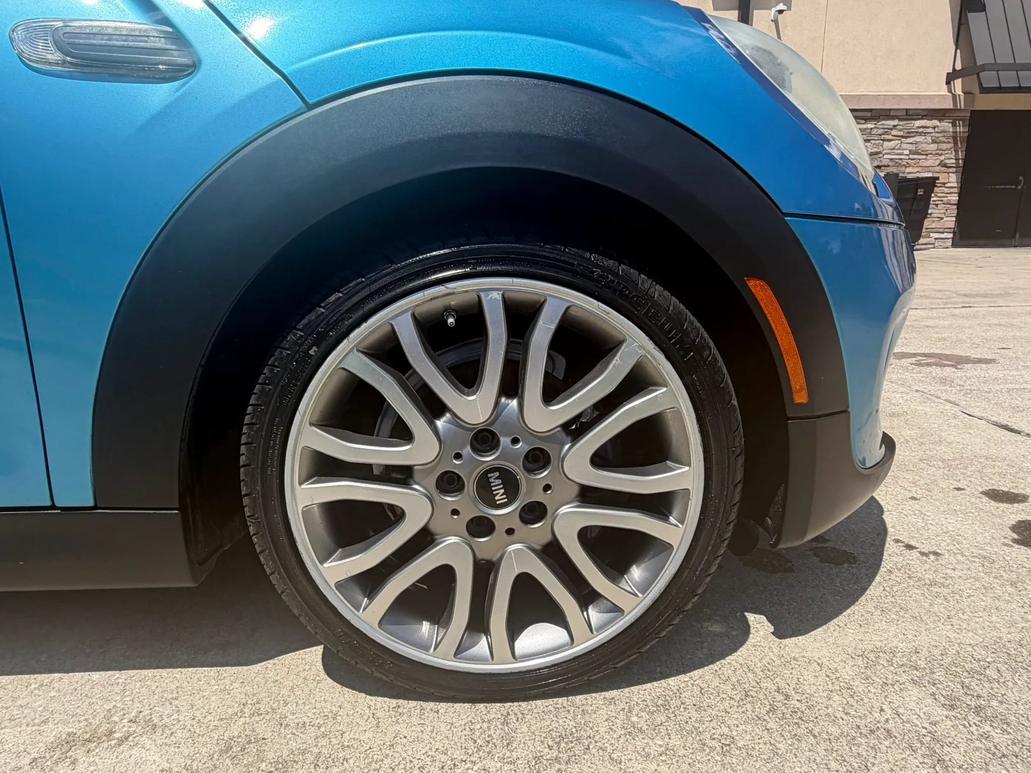 Used 2015 MINI Cooper 2-Door Hardtop FWD image 34