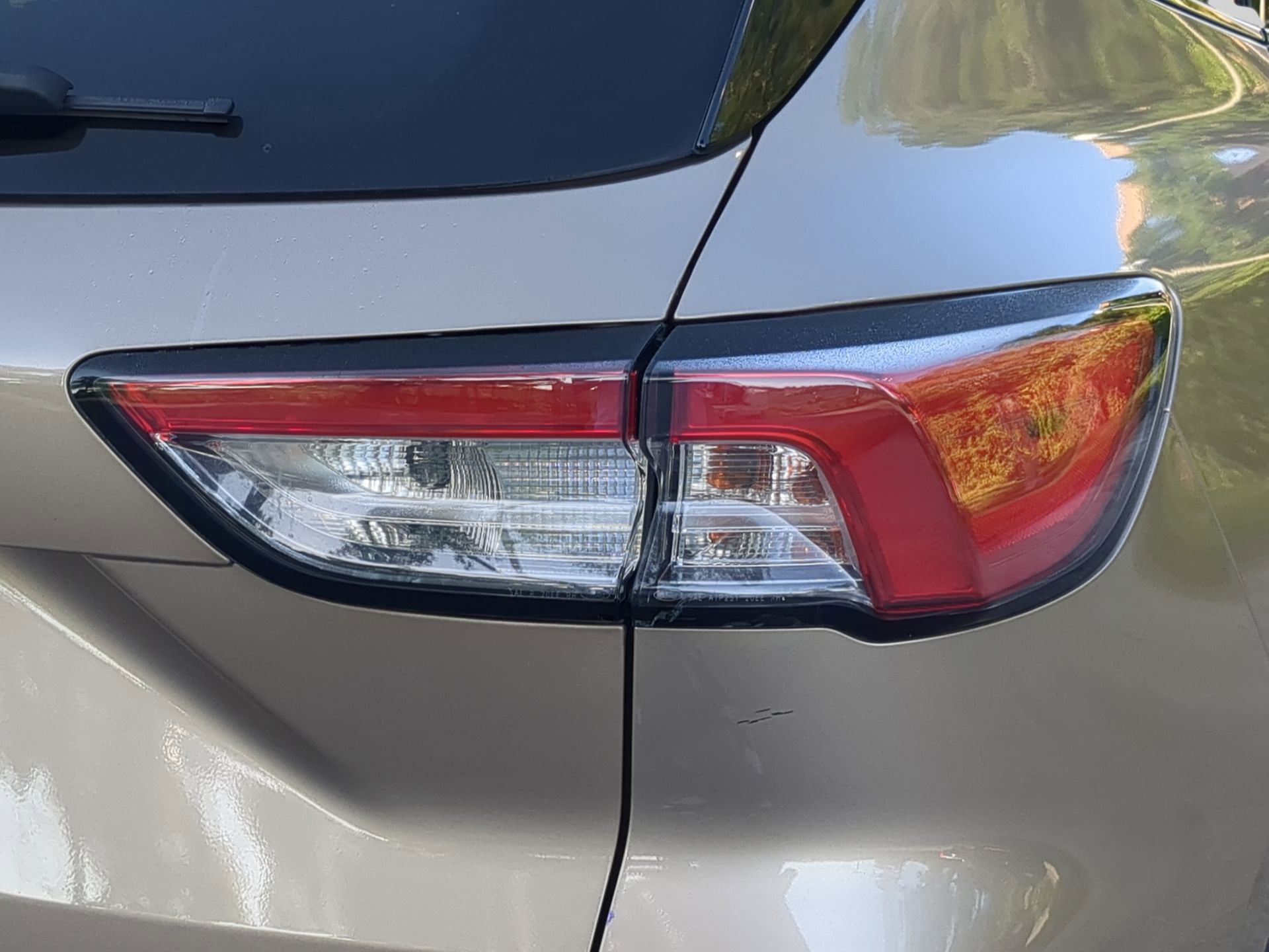 Certified 2020 Ford Escape Titanium w/ Titanium Premium Package 2.0 FWD image 45