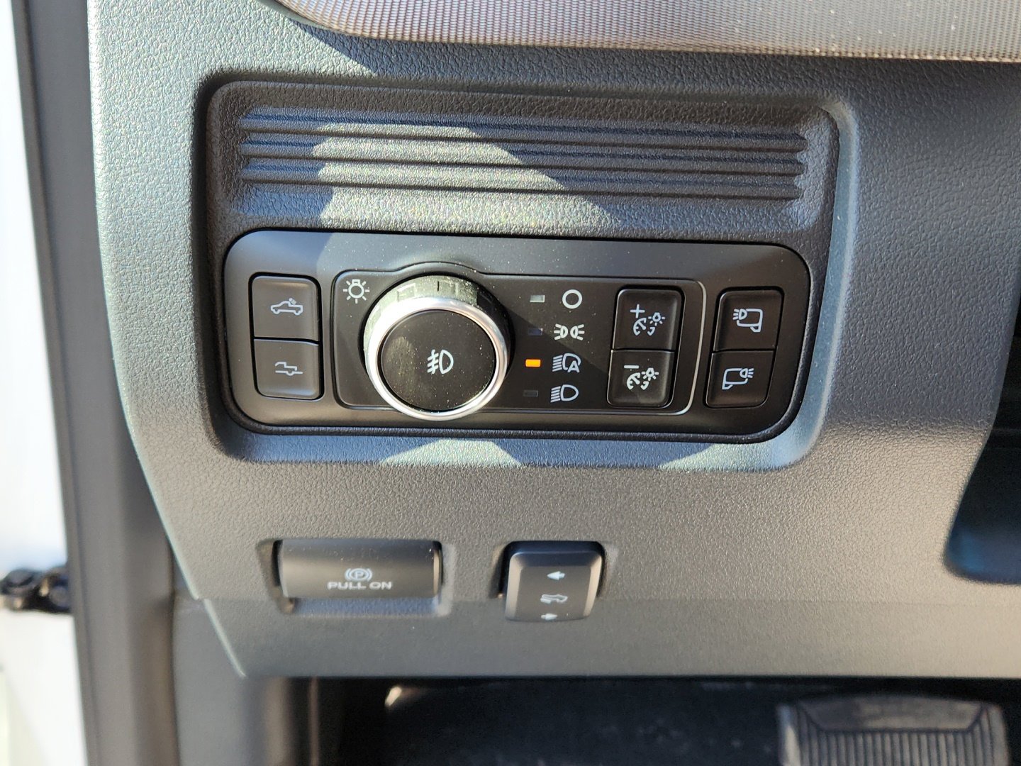 New 2026 Ford F250 Platinum image 19