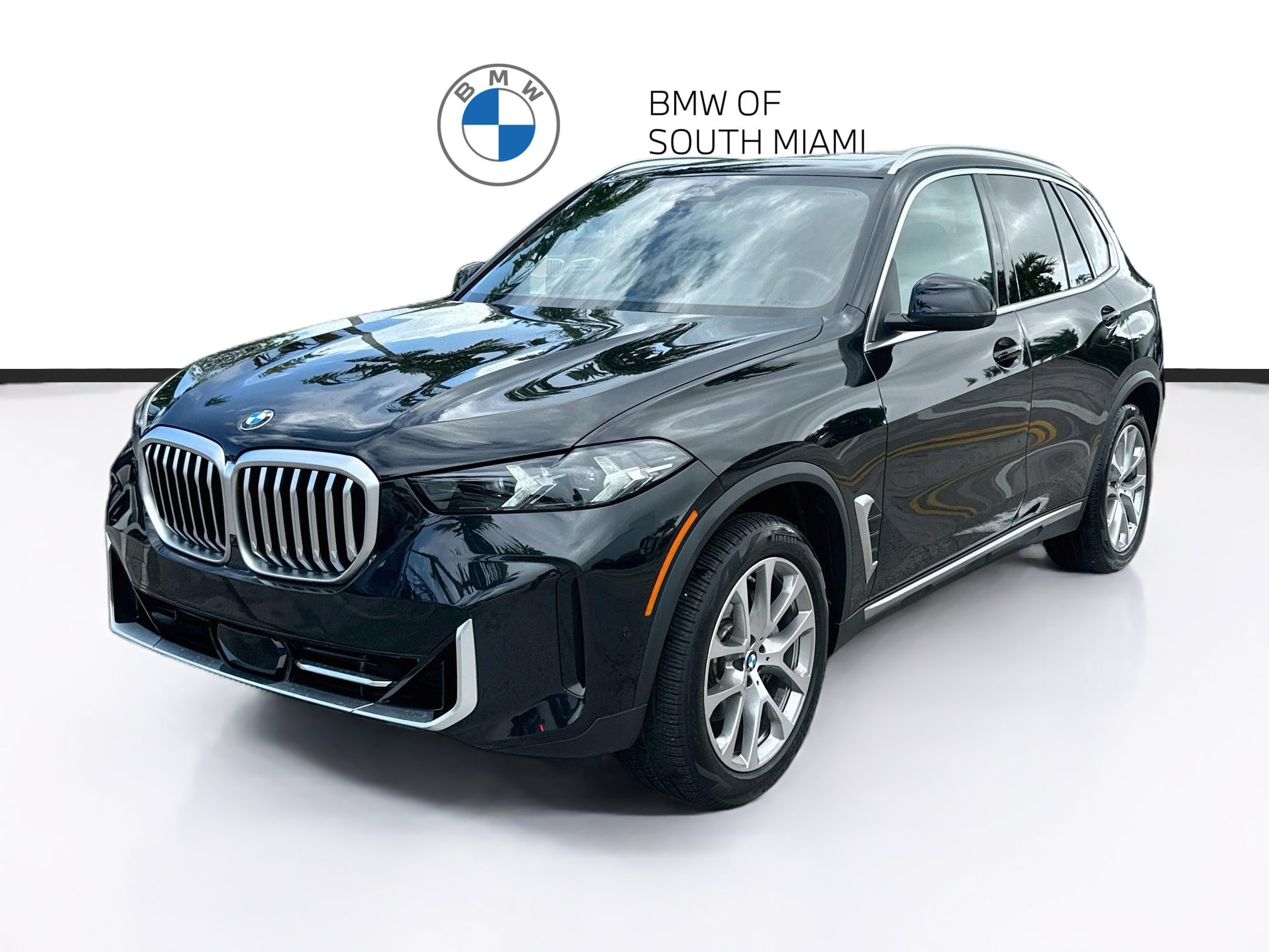 Used 2024 BMW X5 sDrive40i w/ Parking Assistance Package RWD image 3