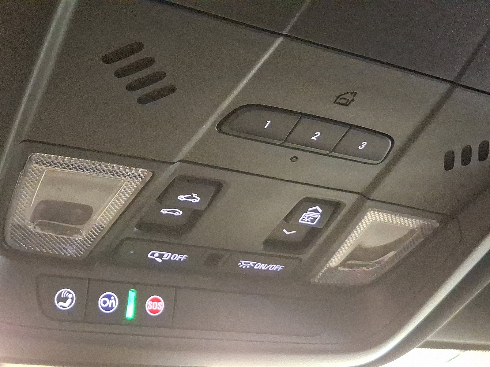 Certified 2023 Chevrolet Blazer RS w/ Enhanced Convenience Package image 26