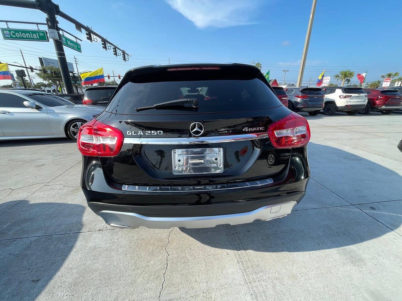 Used 2019 Mercedes-Benz GLA 250 4MATIC image 4