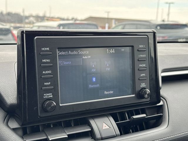Used 2019 Toyota RAV4 XLE w/ Convenience Package image 18